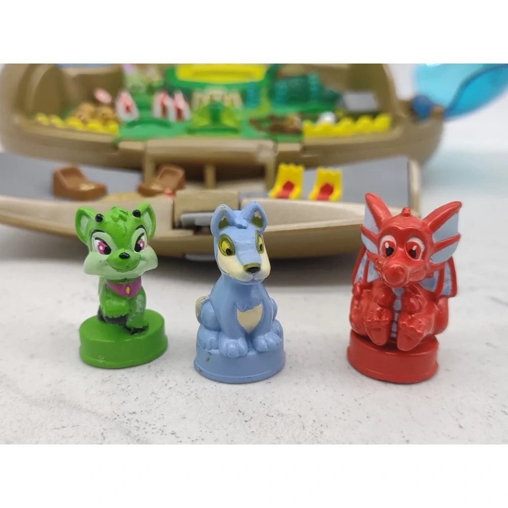 Vintage 2003 Hasbro NeoPets Virtual Electronic Handheld Game +3 Original Figures